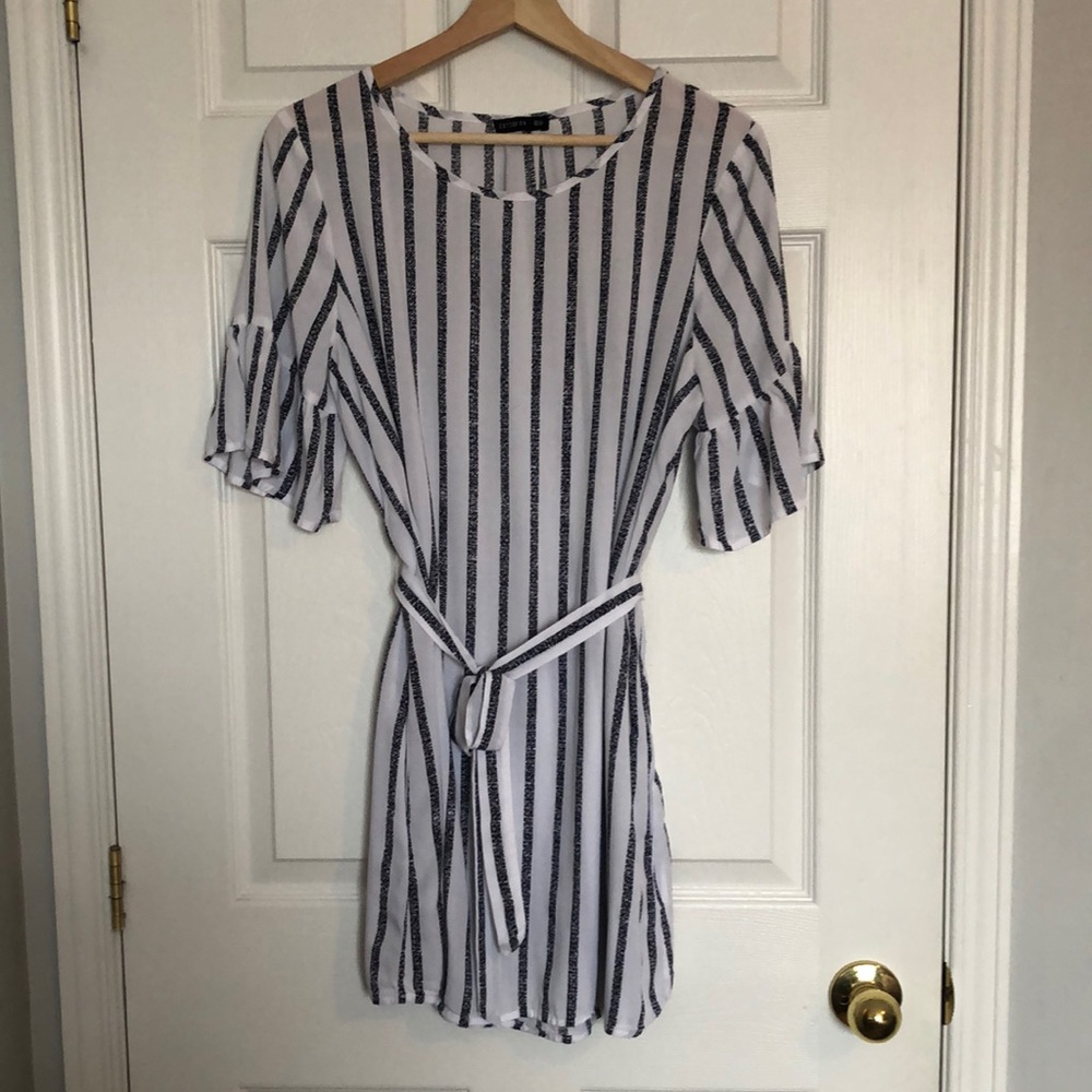 Cotton On ruffle sleeve shirt dress